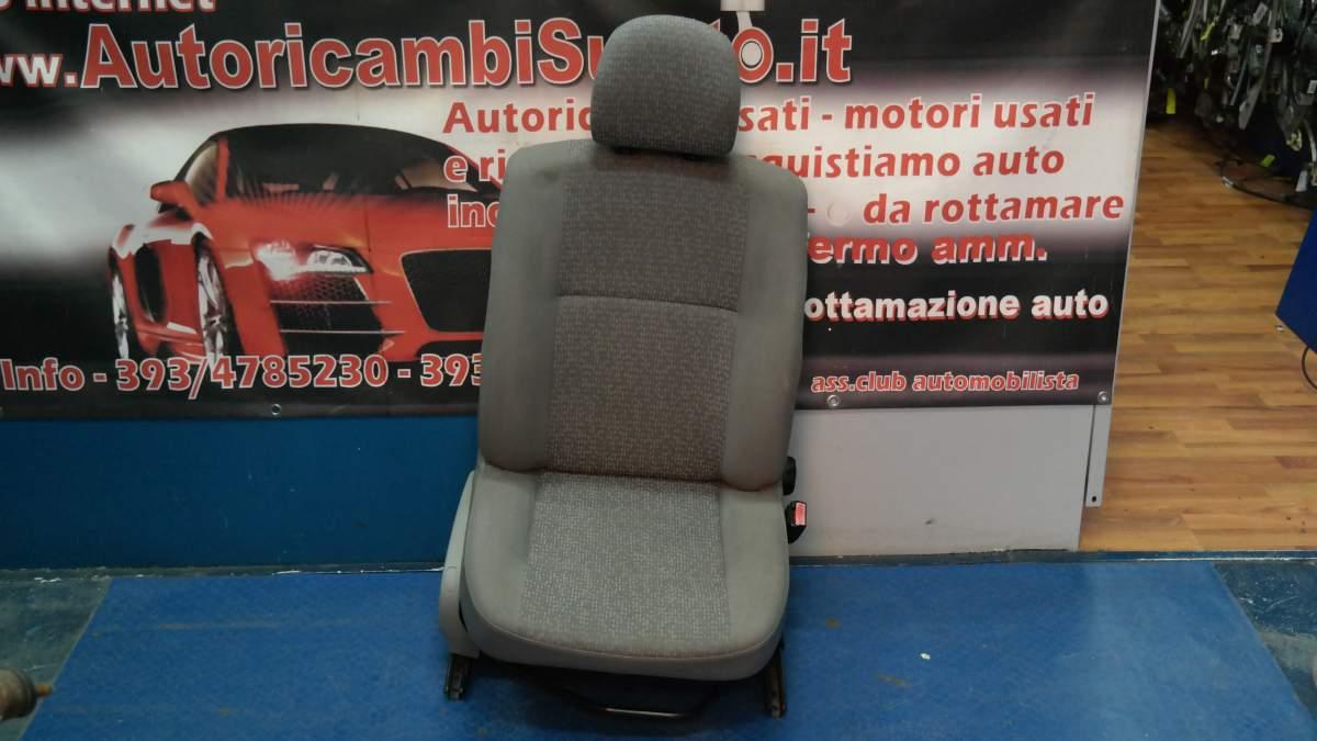 Dacia logan dal 2004 al 2010 tappezzeria completa 7 posti